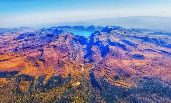 聚赢配资网 ＠重庆人 吉林邀你＂十一＂来过一个＂大东北的秋＂